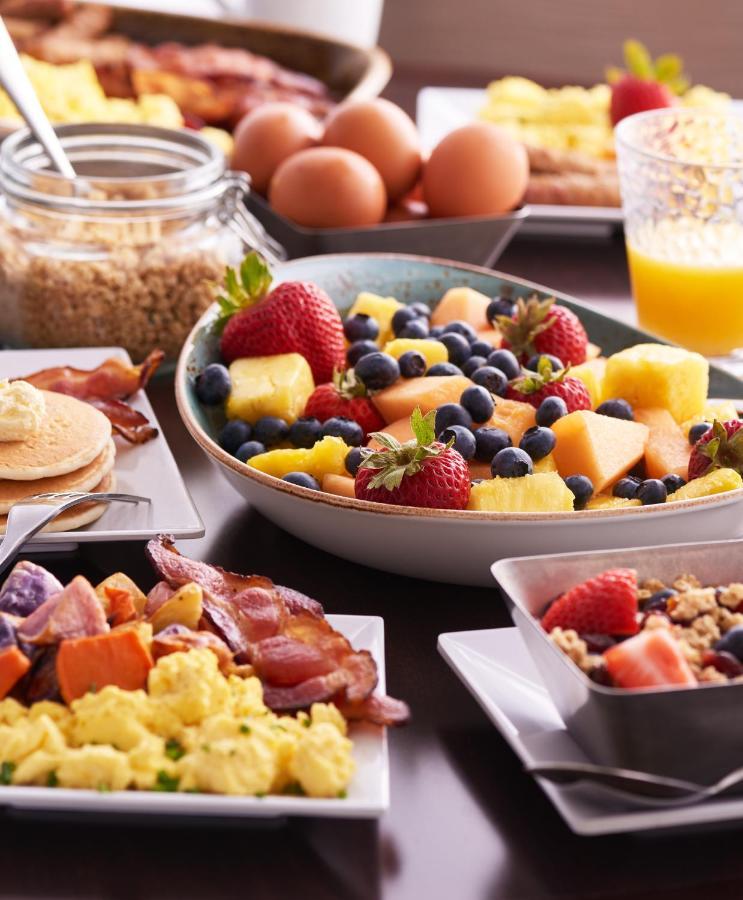 Hyatt Place Jaipur Malviya Nagar Екстер'єр фото Fruit salad