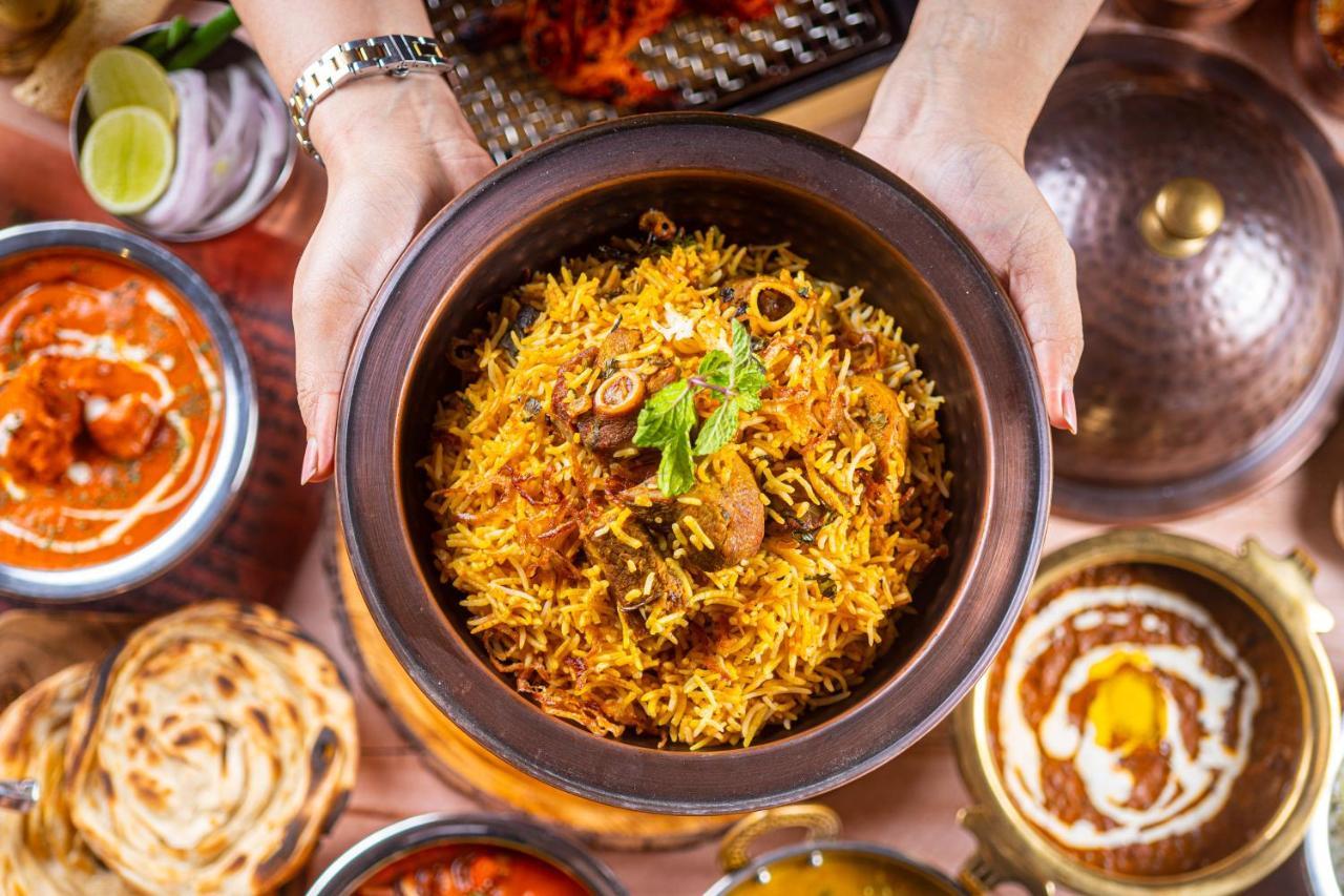 Hyatt Place Jaipur Malviya Nagar Екстер'єр фото Hyderabadi biryani