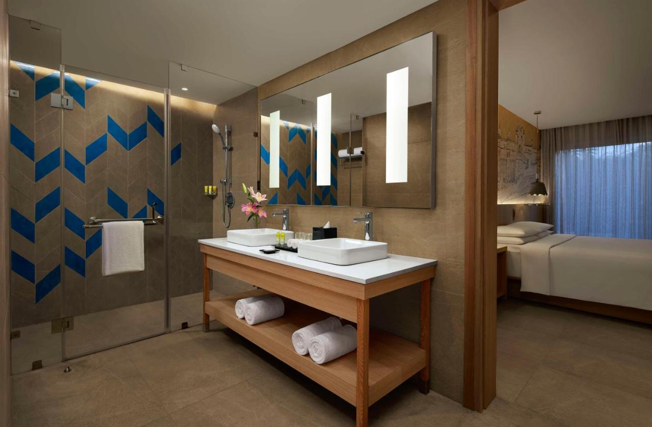 Hyatt Place Jaipur Malviya Nagar Екстер'єр фото Bathroom